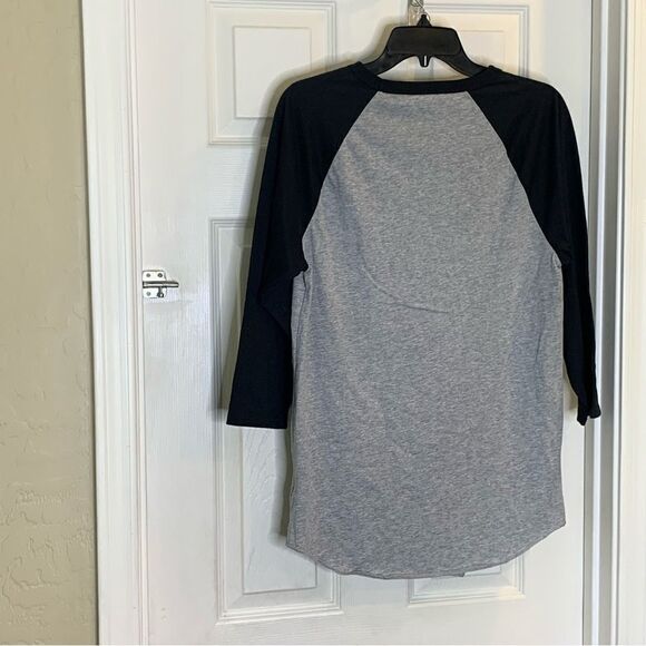 Disney Nightmare Before Christmas 3/4 Length Tee Size Medium - Picture 2 of 11